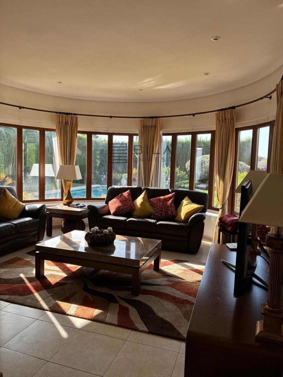 Chalet for Sale in Mijas