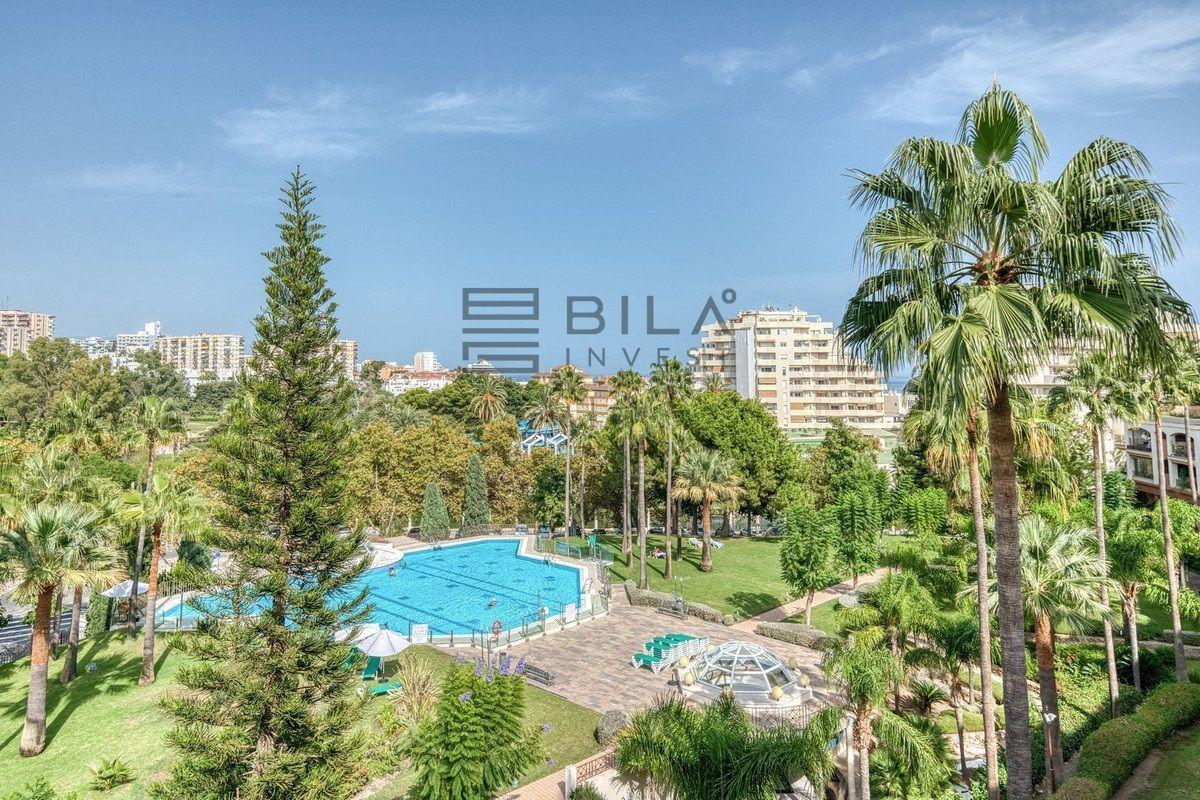 Flat for Sale in Benalmádena