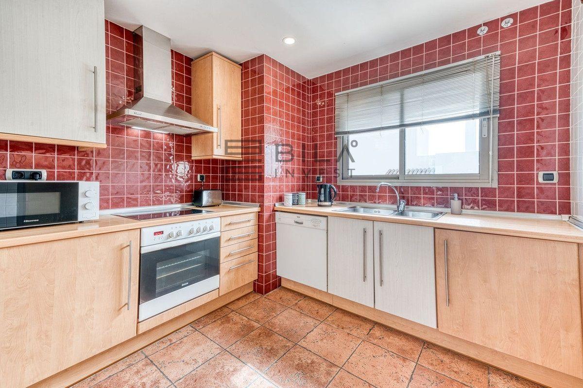 Flat for Sale in Benalmádena