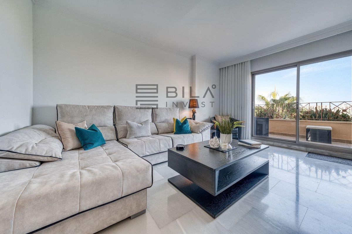 Flat for Sale in Benalmádena