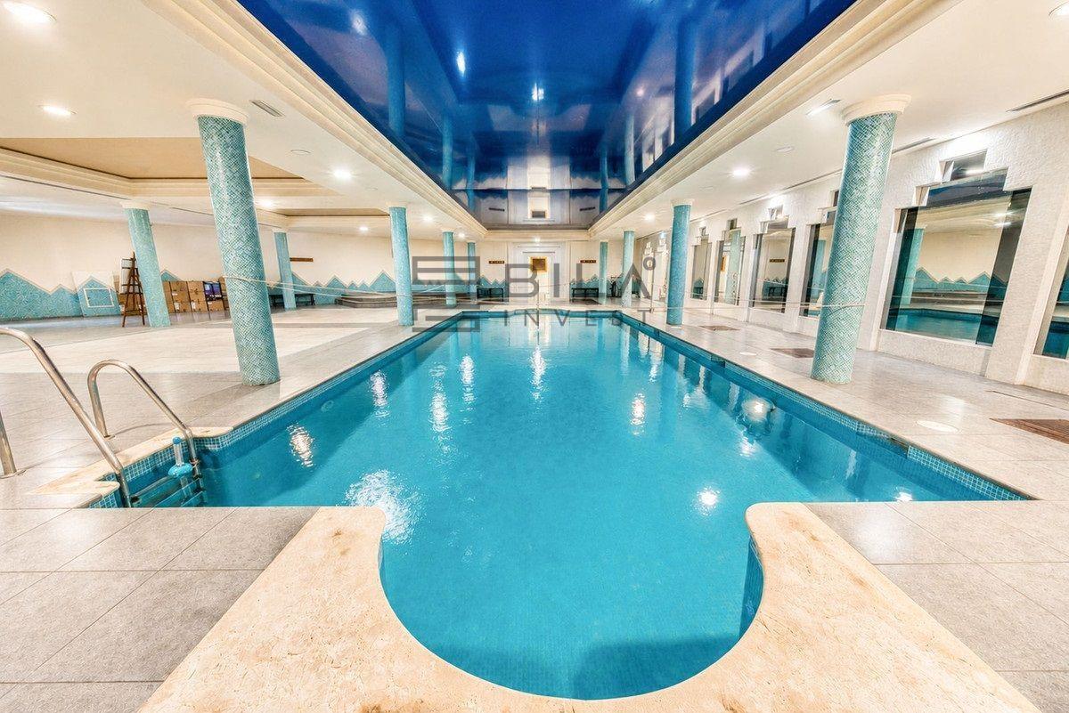 Flat for Sale in Benalmádena