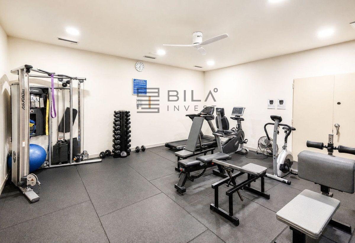 Flat for Sale in Benalmádena