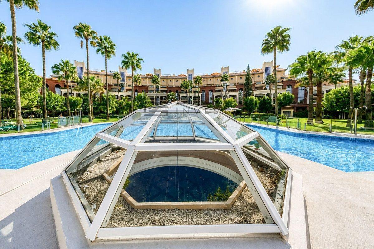 Flat for Sale in Benalmádena