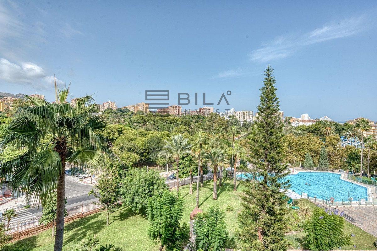 Flat for Sale in Benalmádena