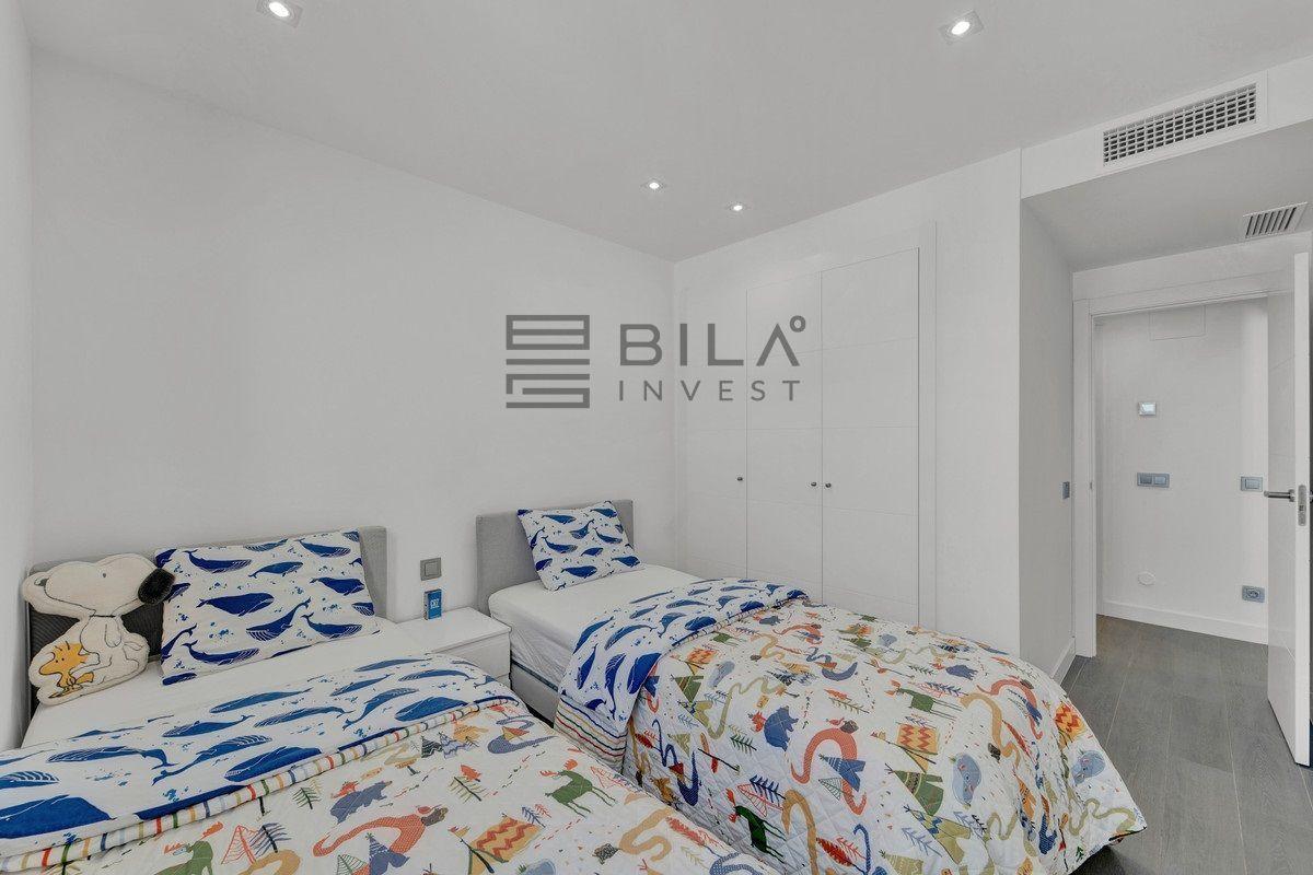 Flat for Sale in Benalmádena