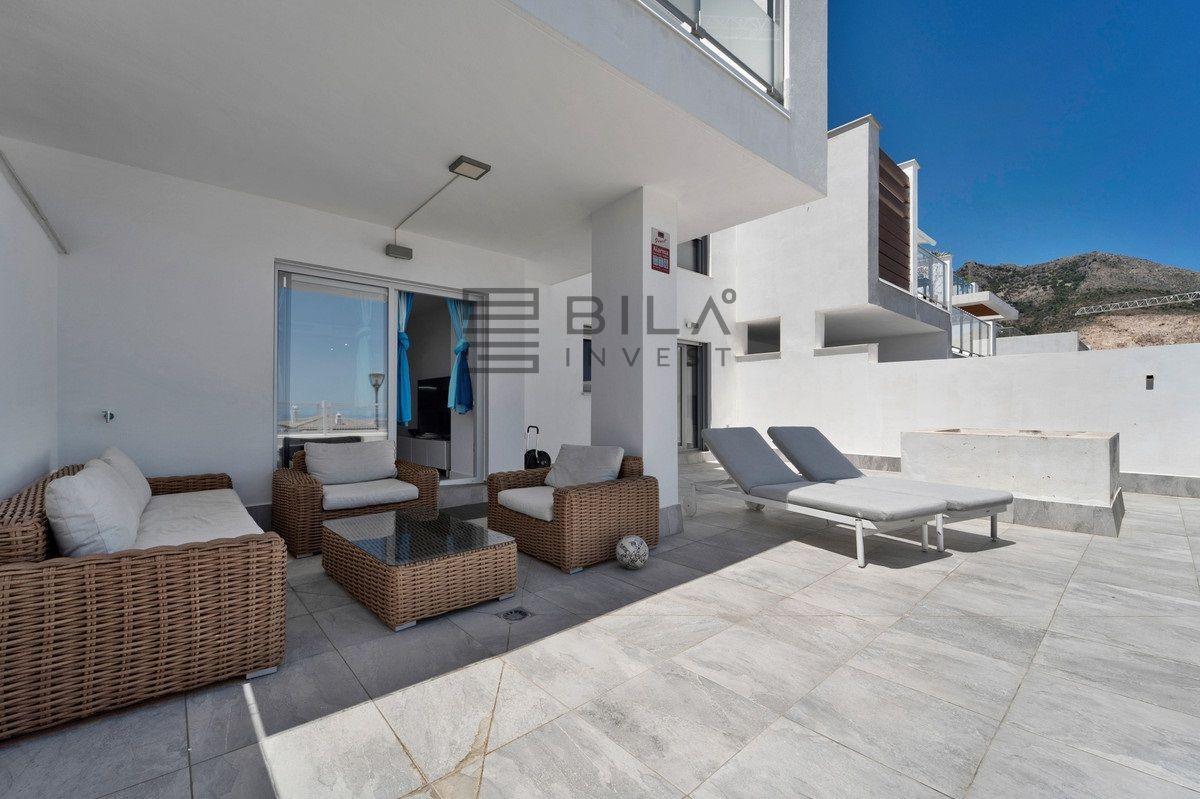 Flat for Sale in Benalmádena