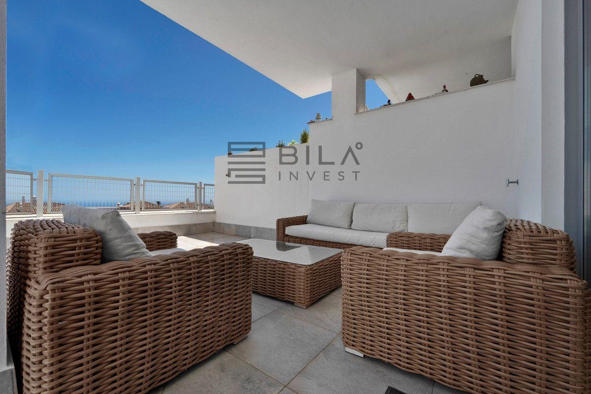 Flat for Sale in Benalmádena