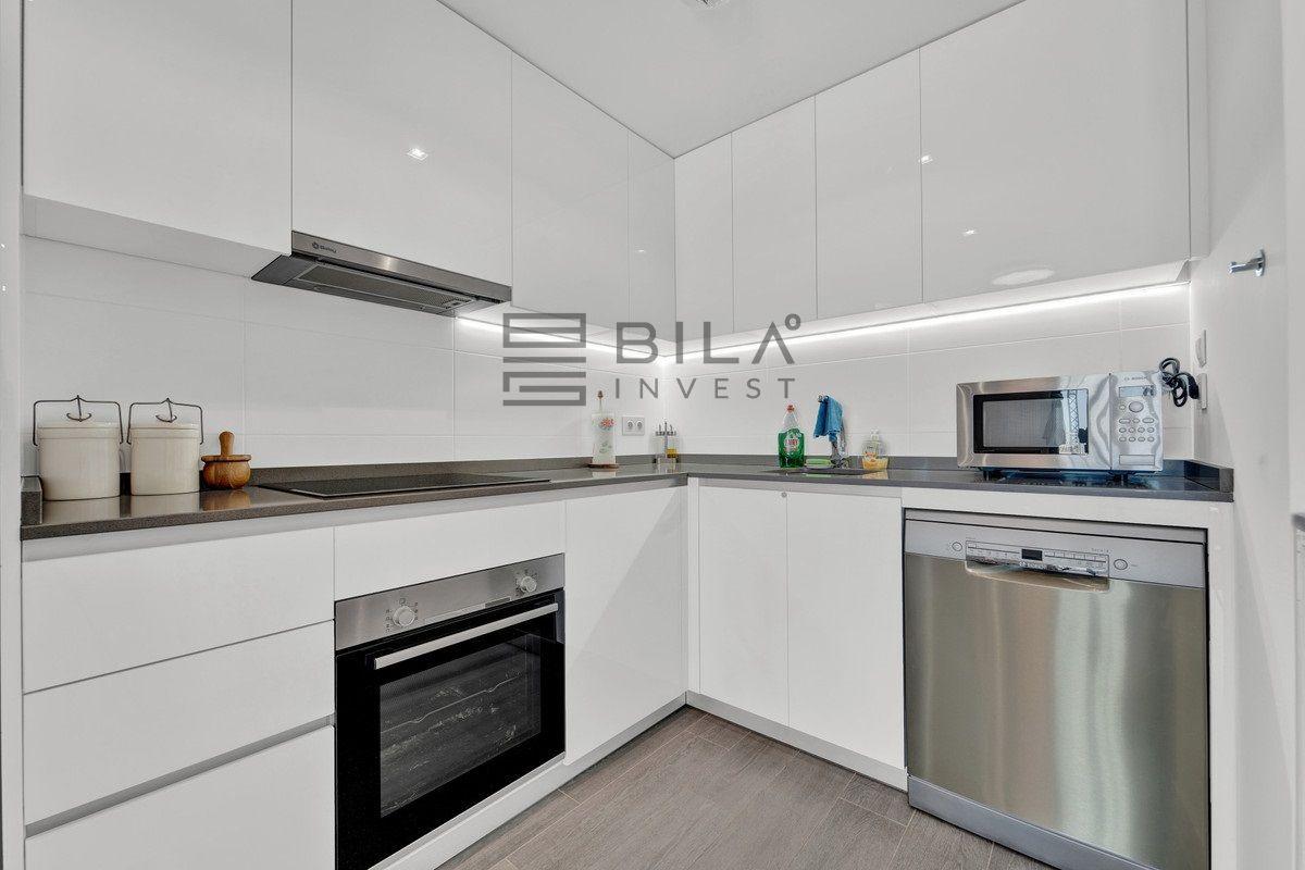 Flat for Sale in Benalmádena
