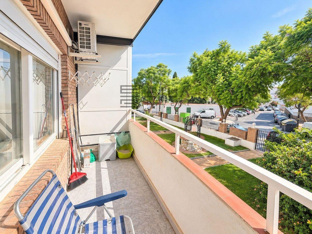 Flat for Sale in Benalmádena