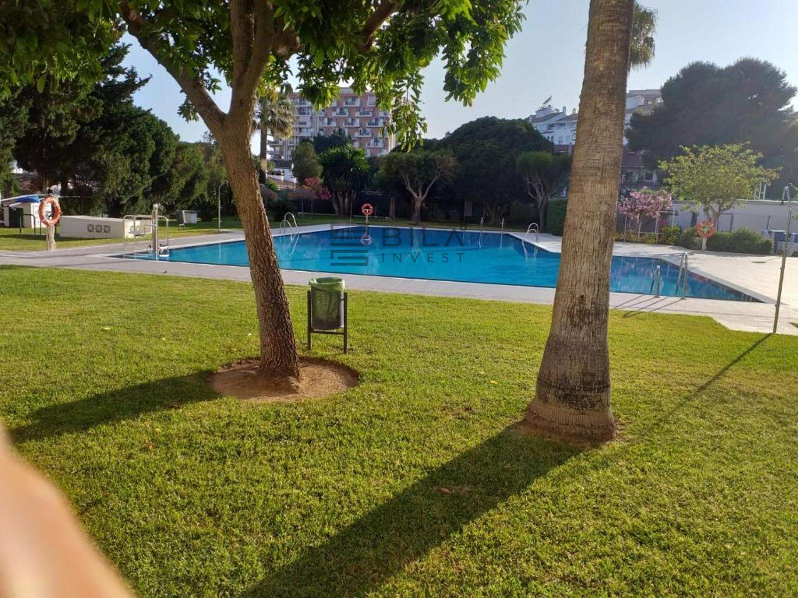 Flat for Sale in Benalmádena