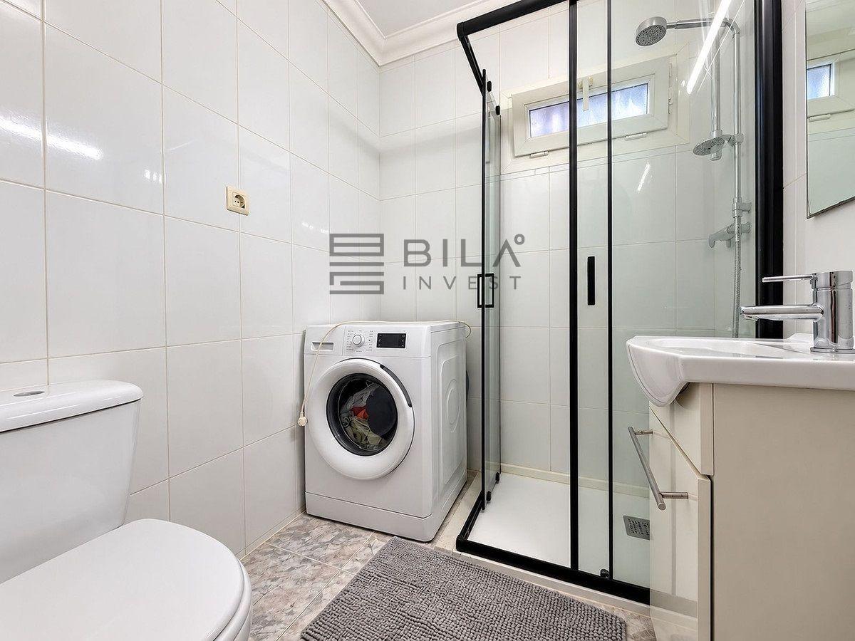 Flat for Sale in Benalmádena