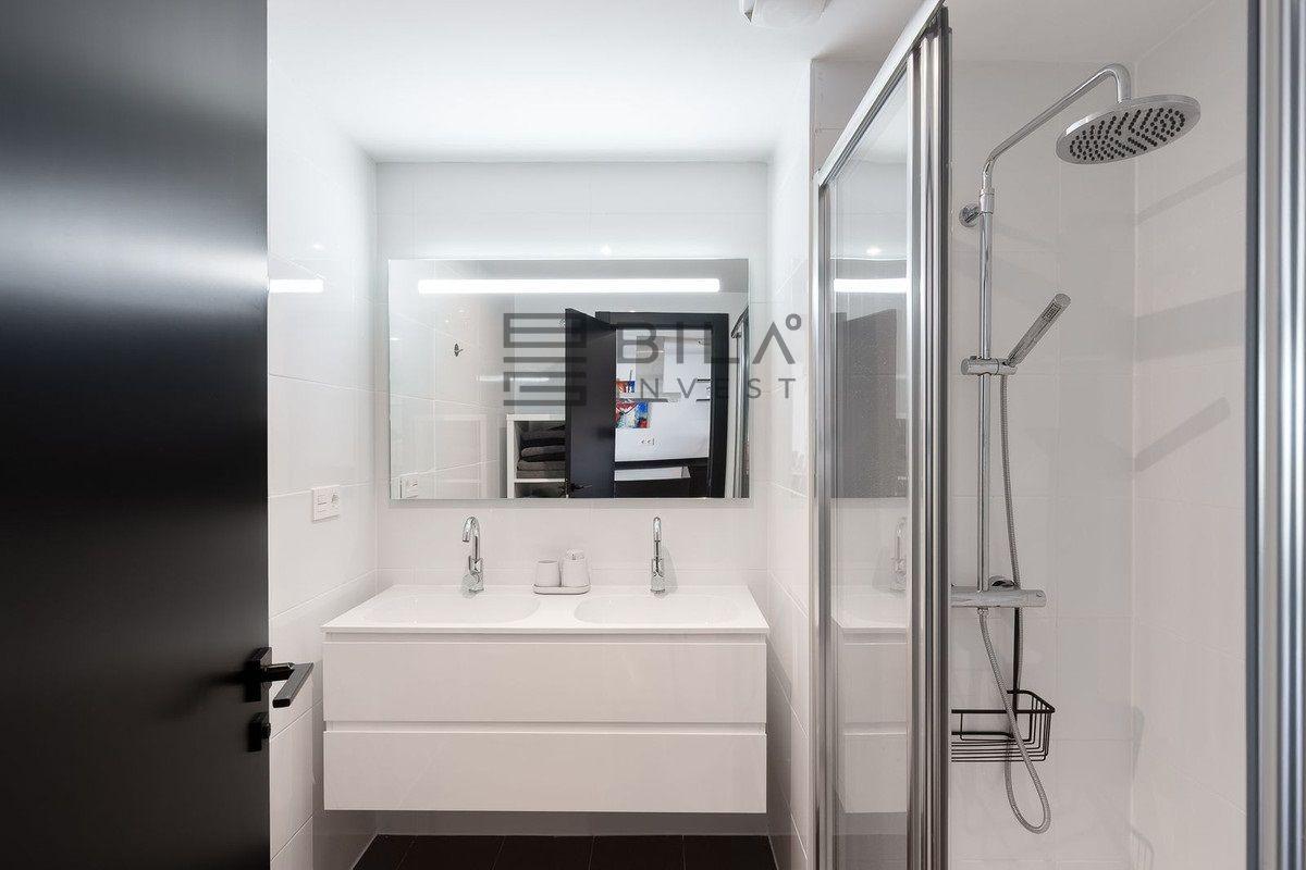 Flat for Sale in Mijas