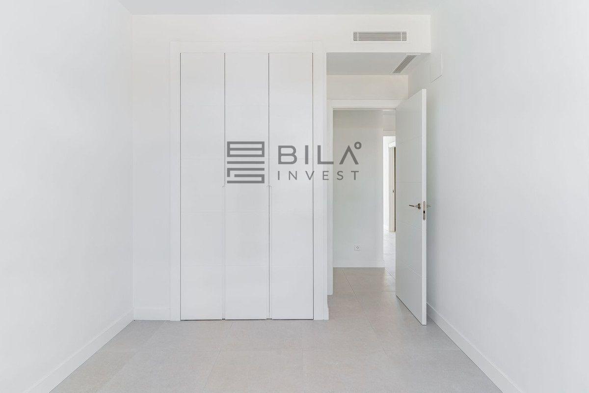 Flat for Sale in Mijas