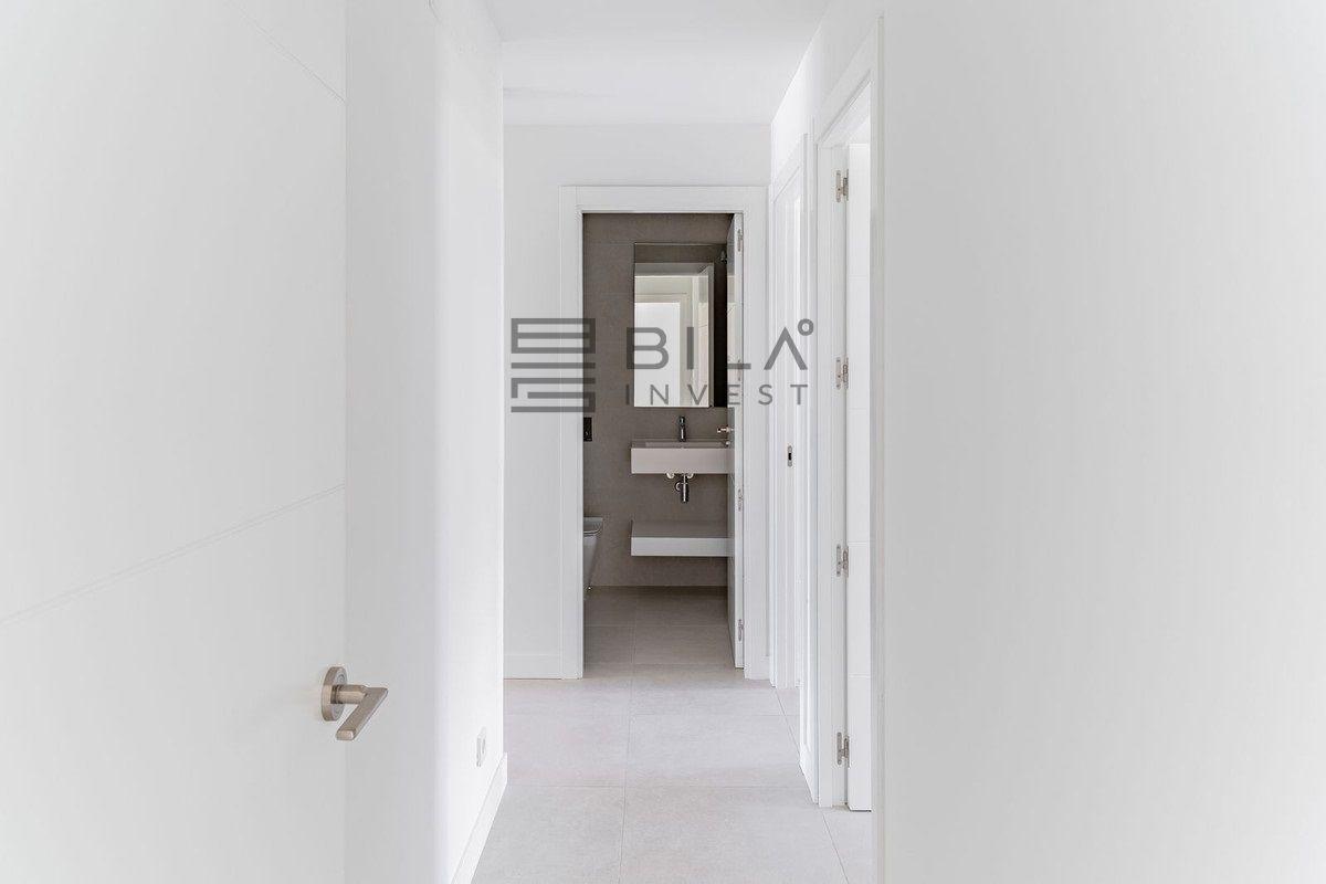 Flat for Sale in Mijas
