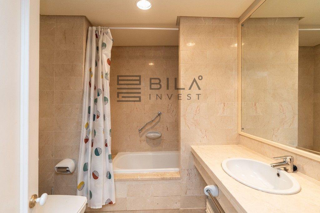 Flat for Sale in Marbella