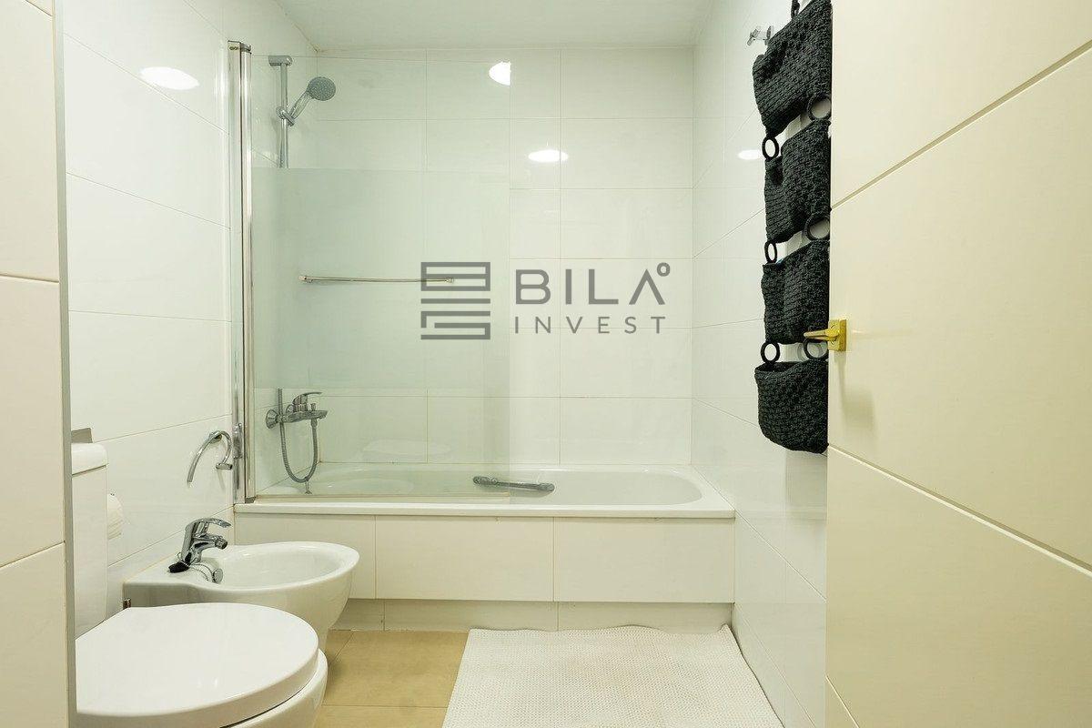 Flat for Sale in Benalmádena