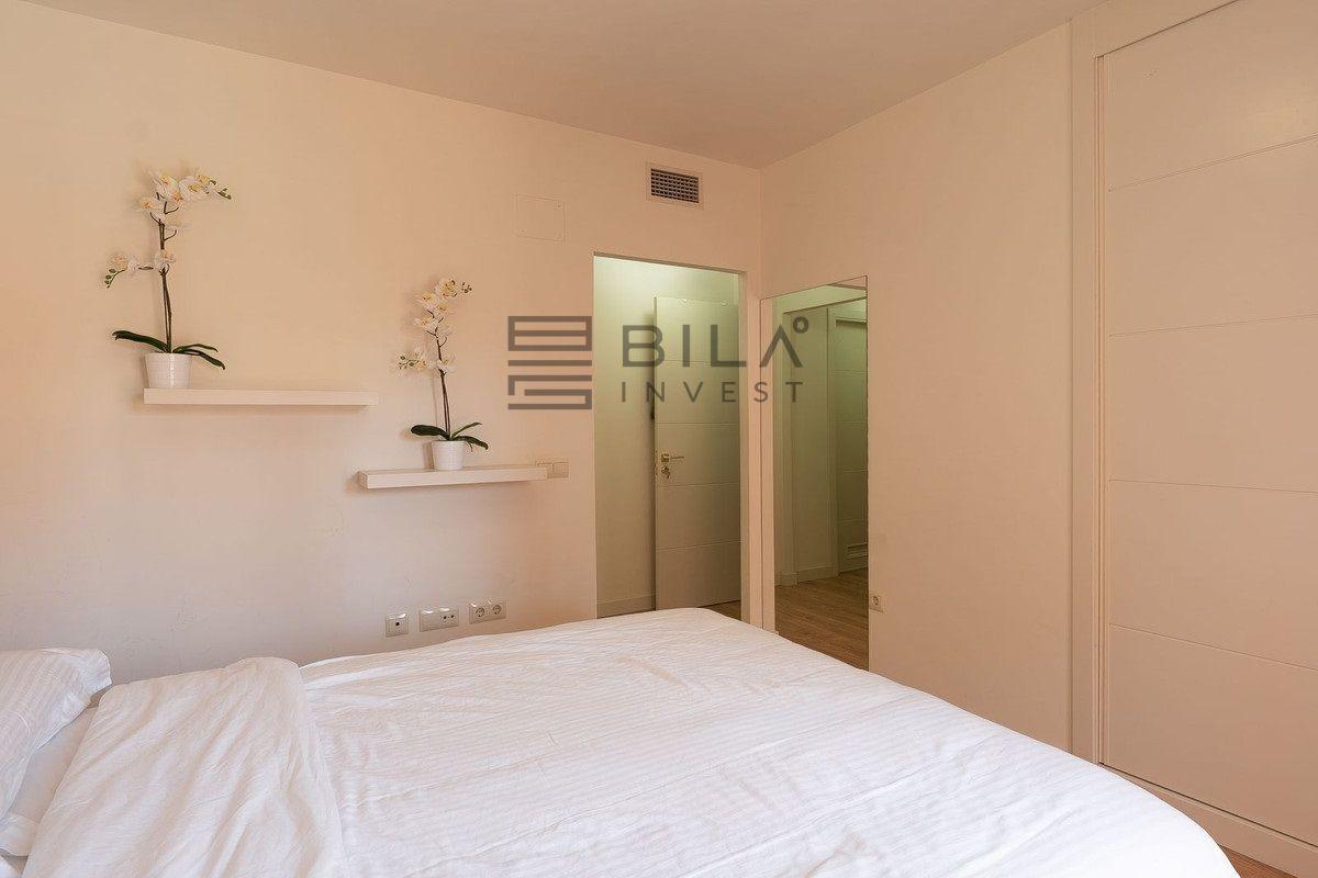 Flat for Sale in Benalmádena