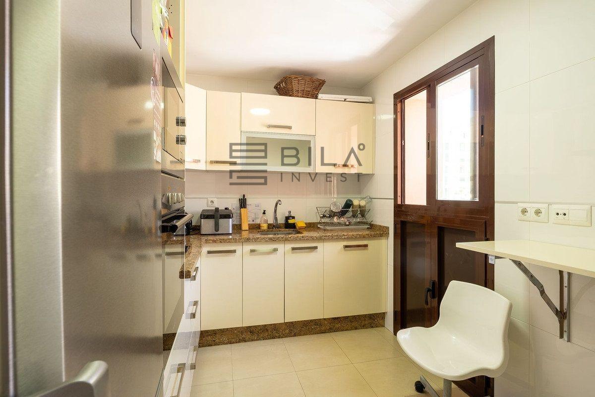 Flat for Sale in Benalmádena