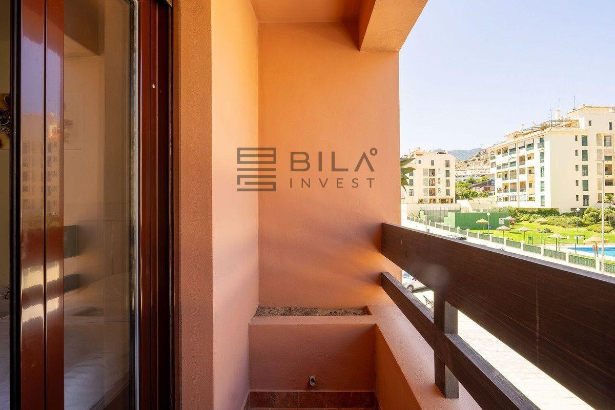 Flat for Sale in Benalmádena