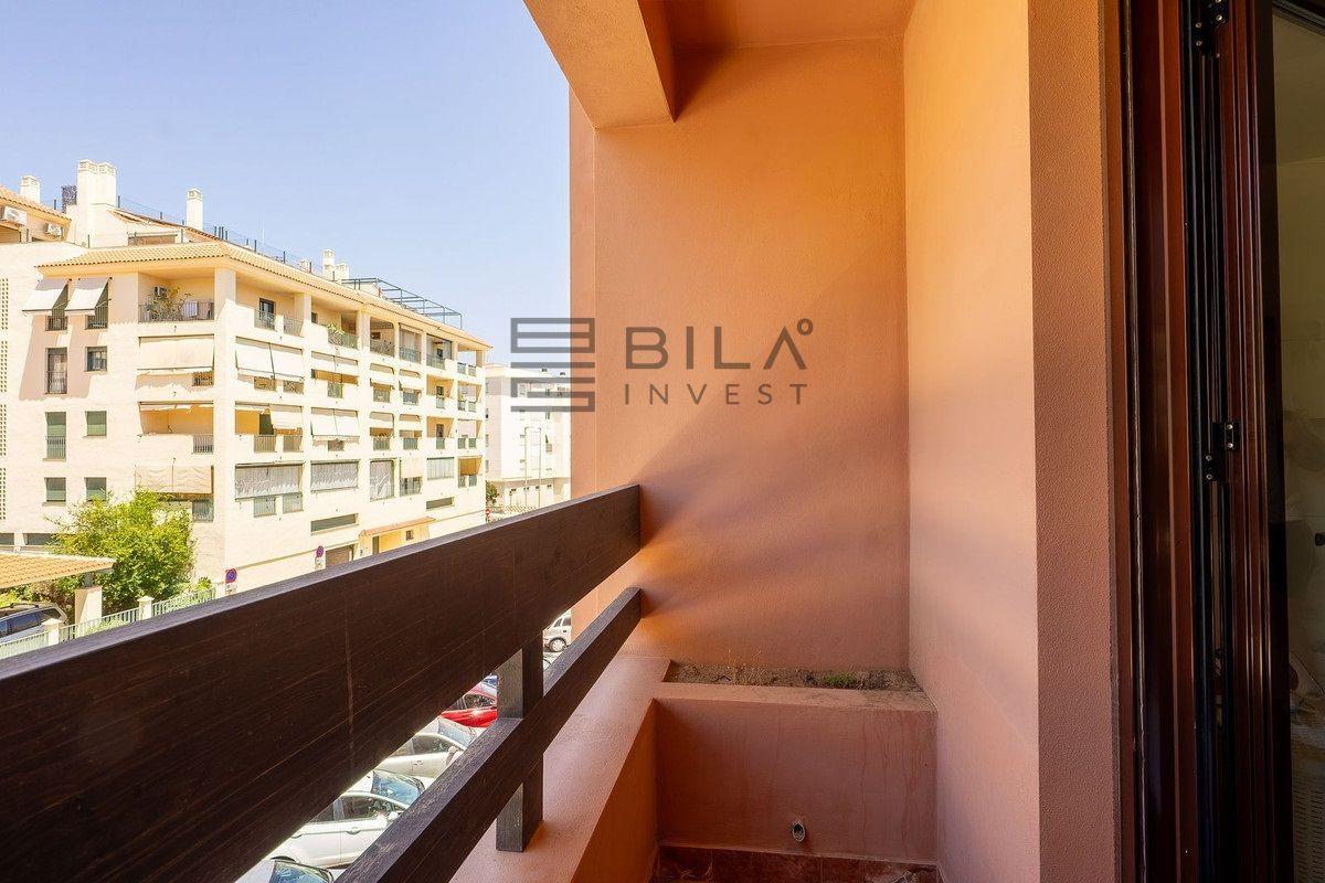 Flat for Sale in Benalmádena