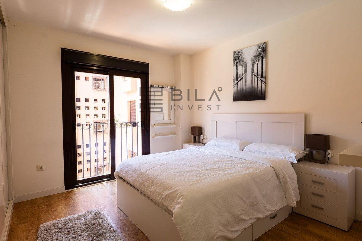 Flat for Sale in Benalmádena