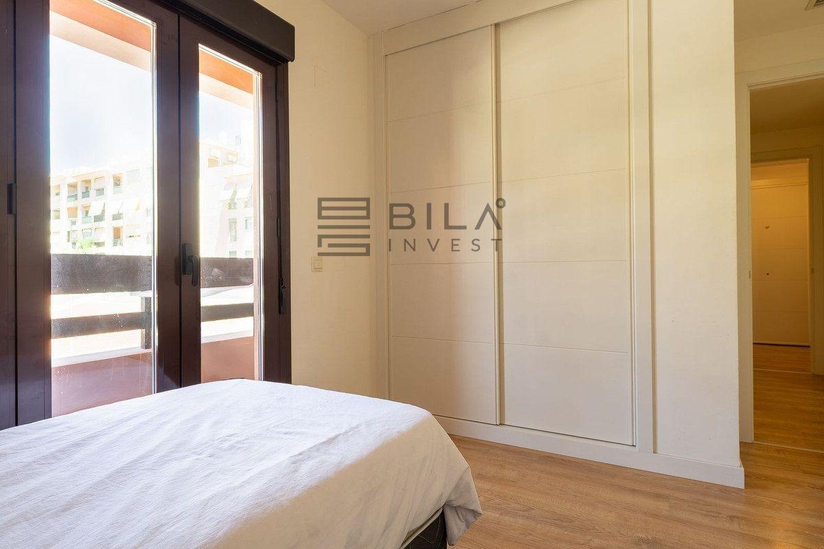 Flat for Sale in Benalmádena