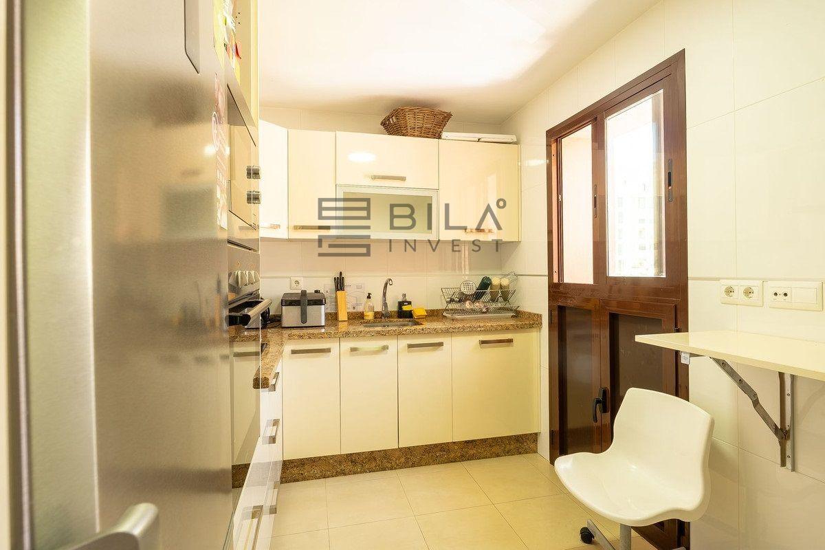 Flat for Sale in Benalmádena