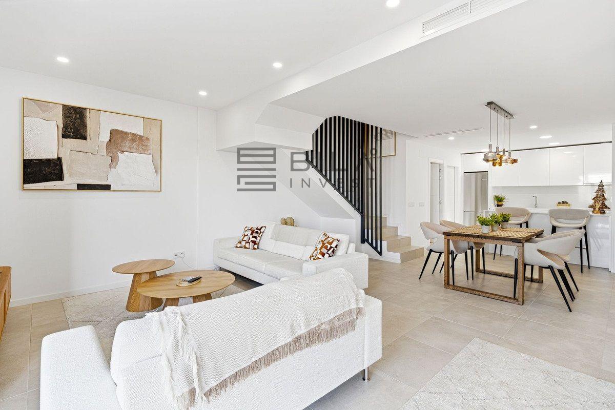 Semi-detached House for Sale in Mijas