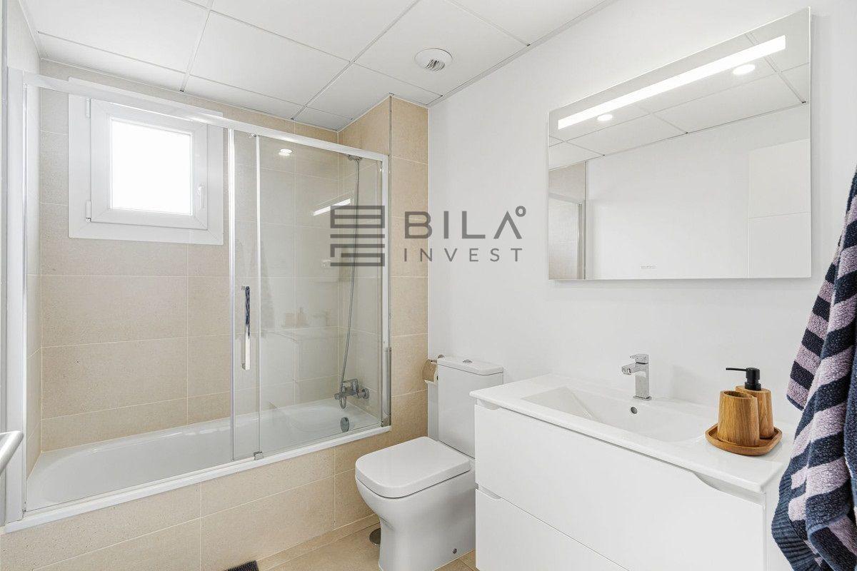Semi-detached House for Sale in Mijas