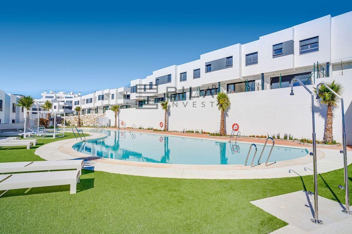 Semi-detached House for Sale in Mijas