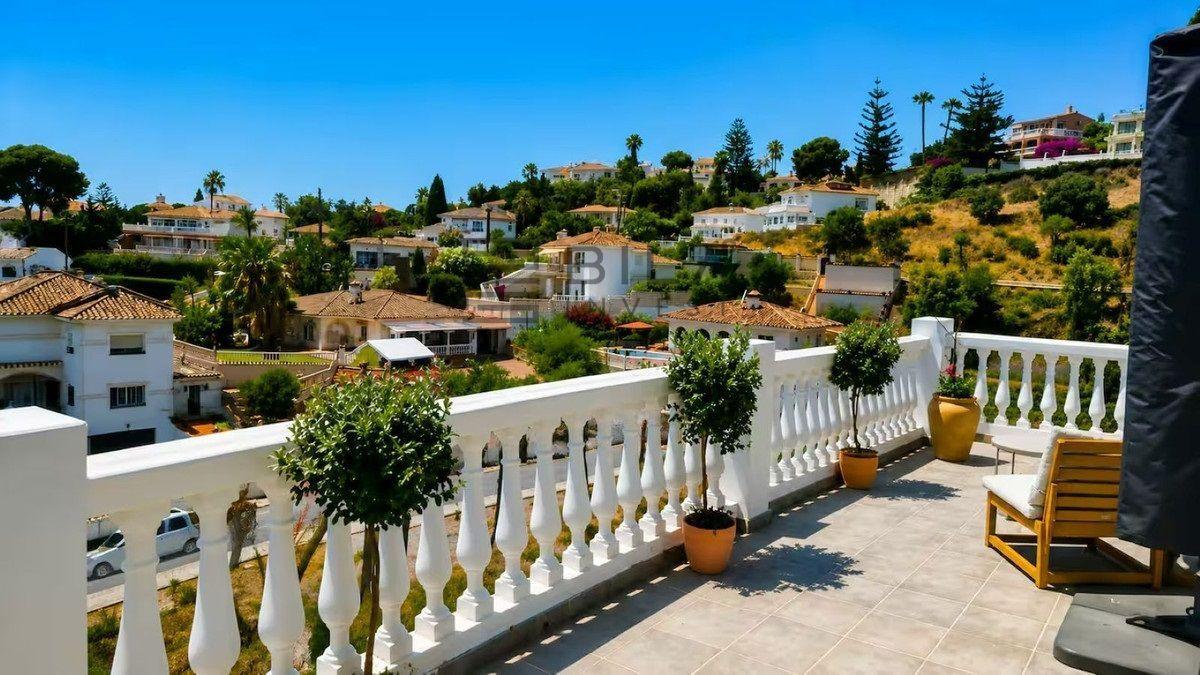 Chalet for Sale in Mijas