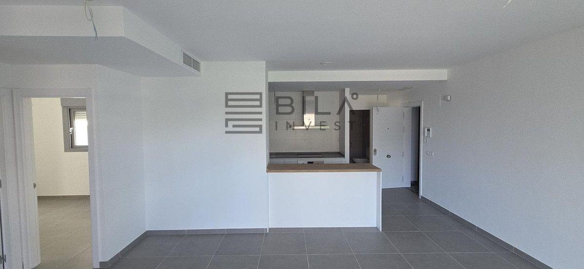Flat for Sale in Benalmádena