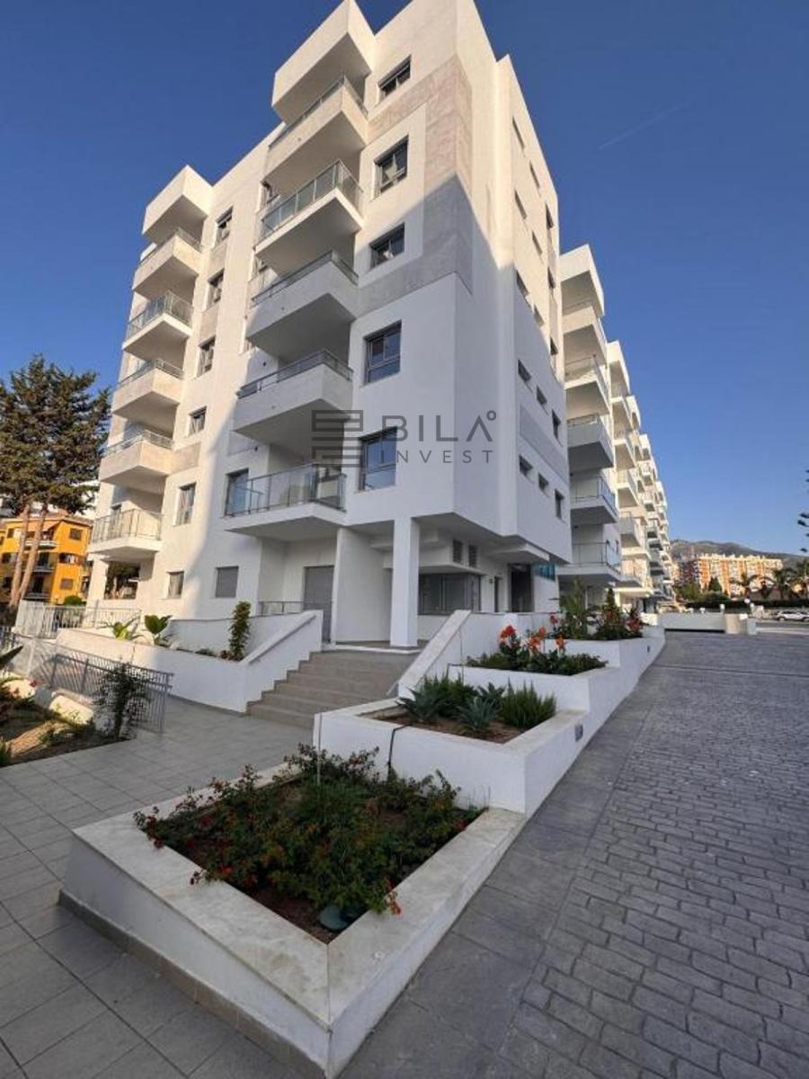 Flat for Sale in Benalmádena