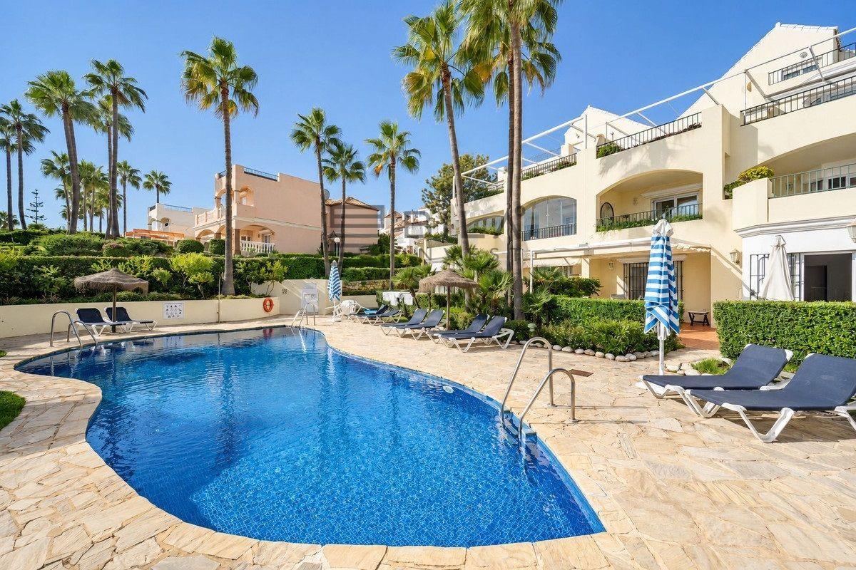 Flat for Sale in Marbella