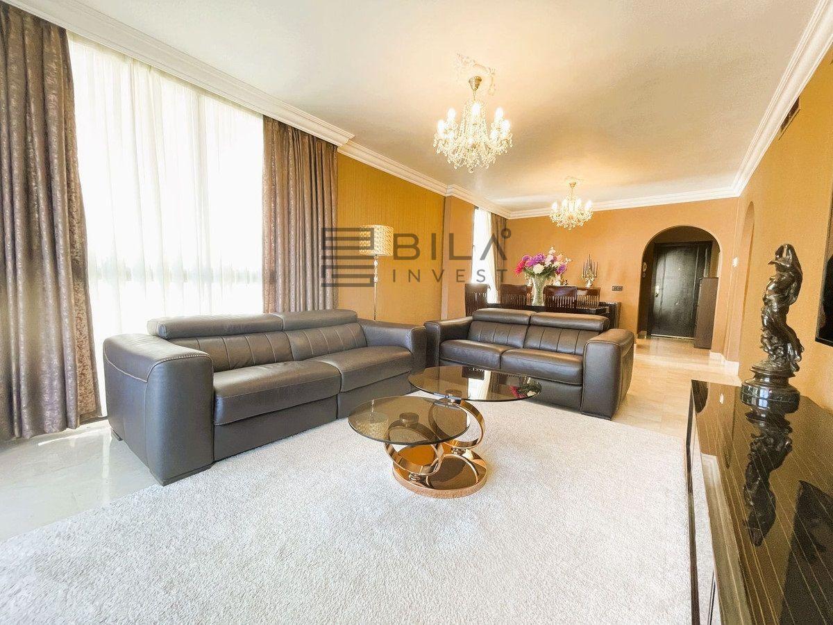 Flat for Sale in Mijas