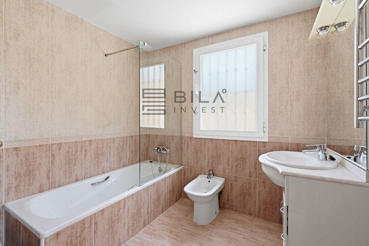 Flat for Sale in Mijas