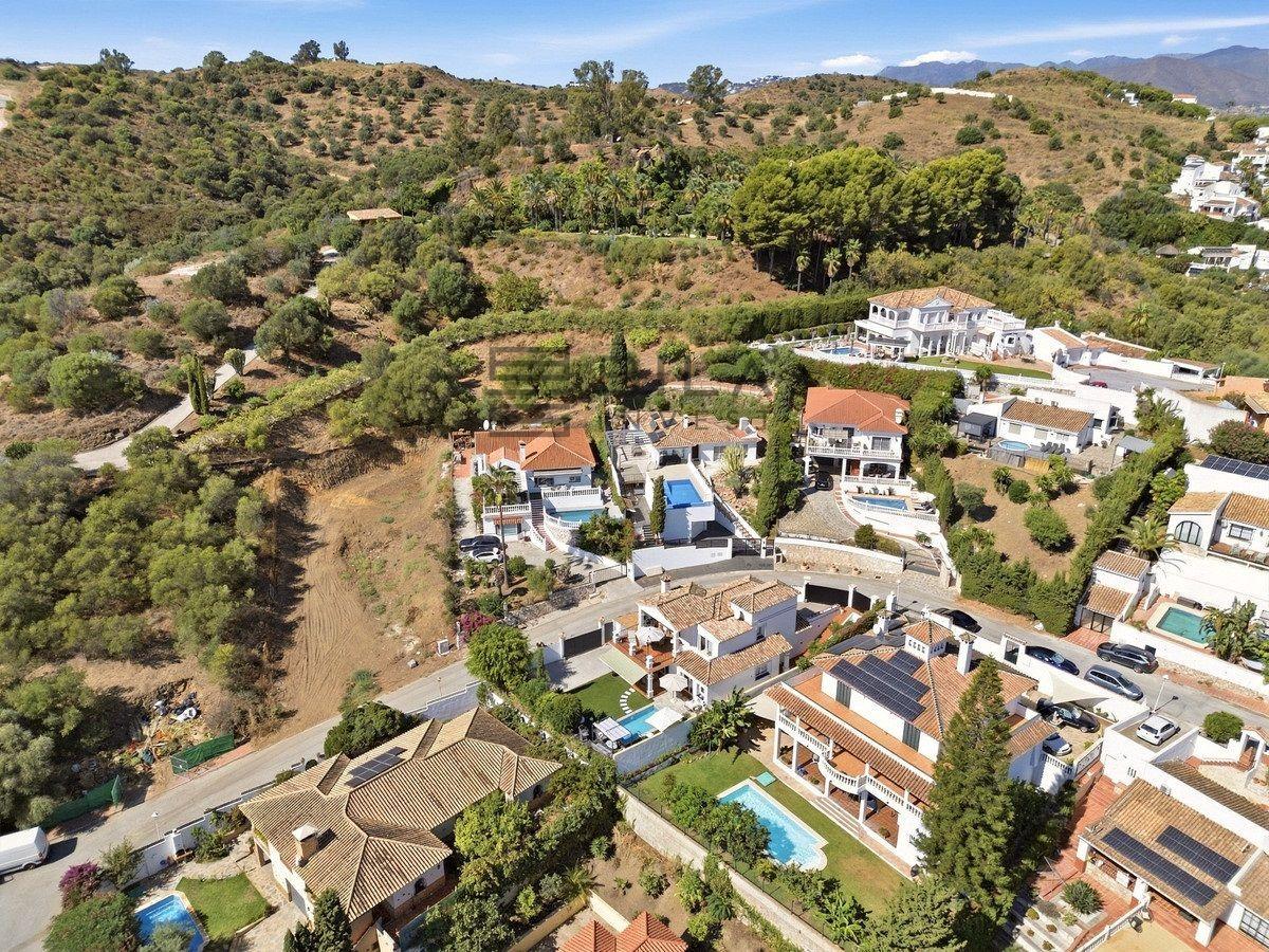 Chalet for Sale in Mijas