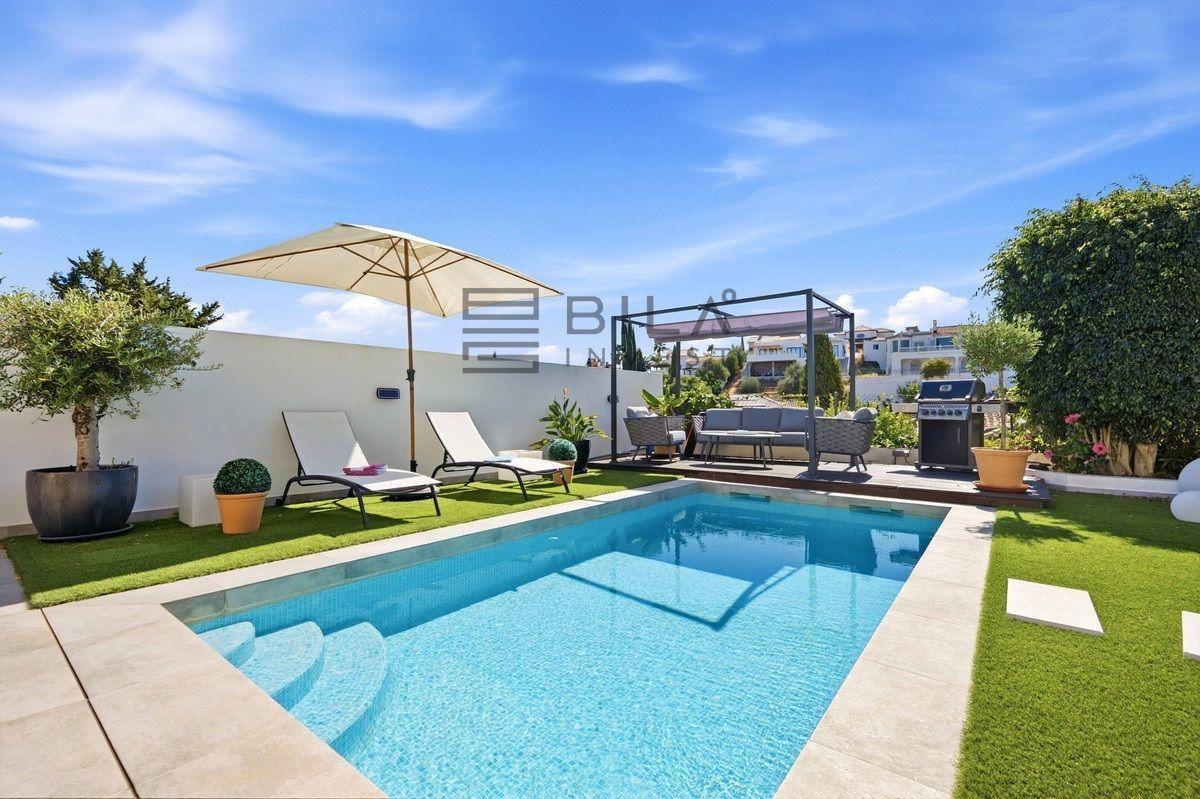 Chalet for Sale in Mijas