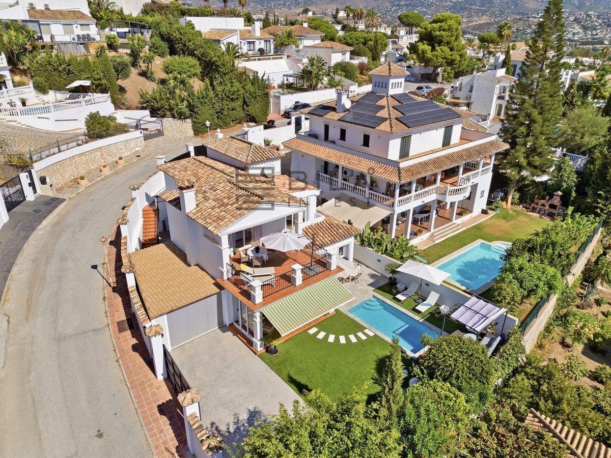 Chalet for Sale in Mijas