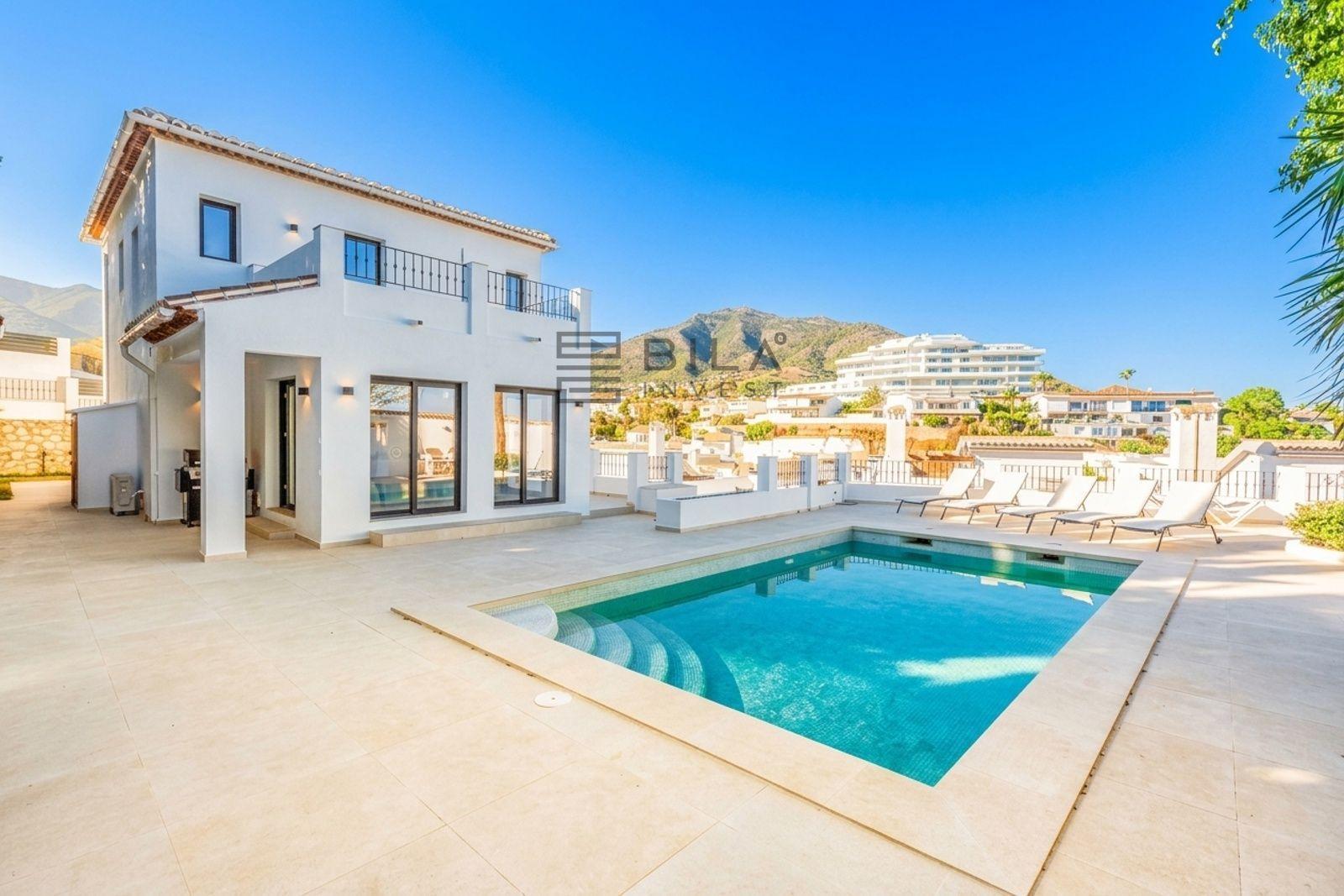 Chalet for Sale in Fuengirola