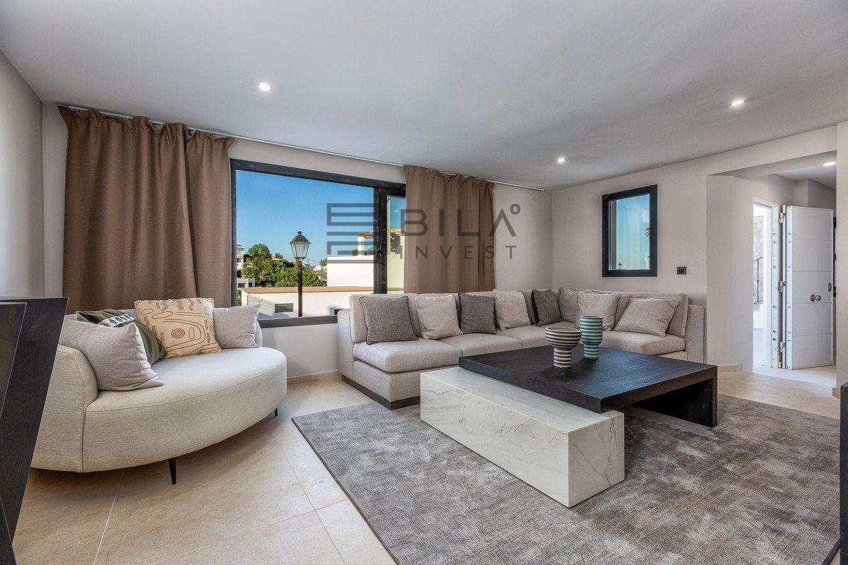Chalet for Sale in Fuengirola