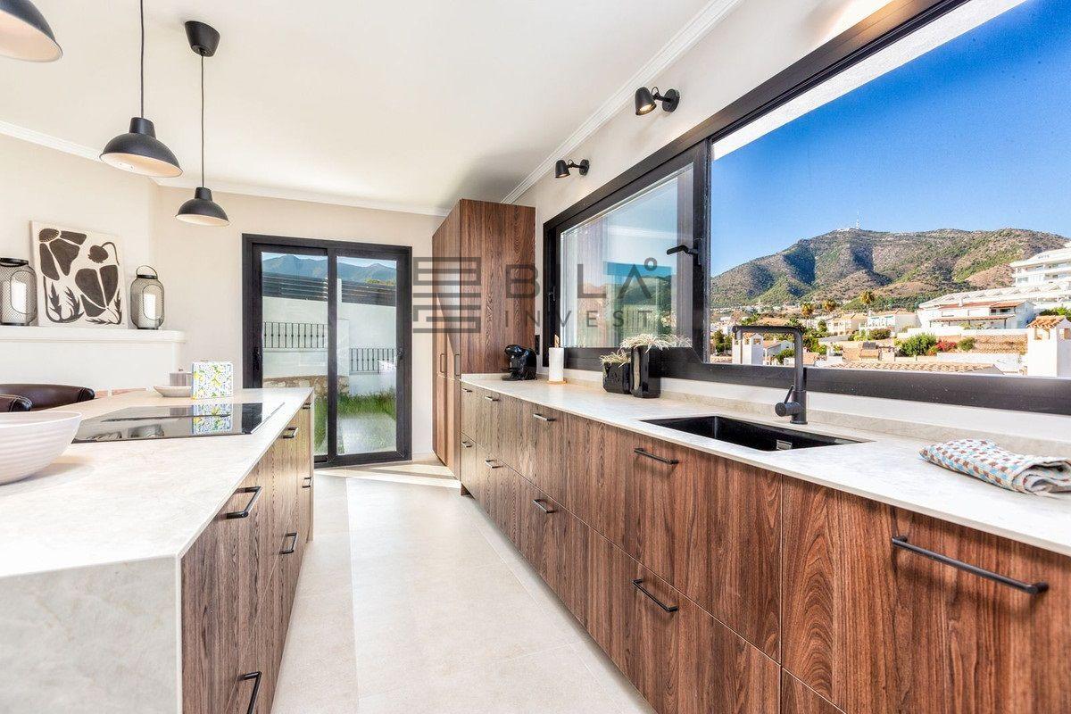 Chalet for Sale in Fuengirola