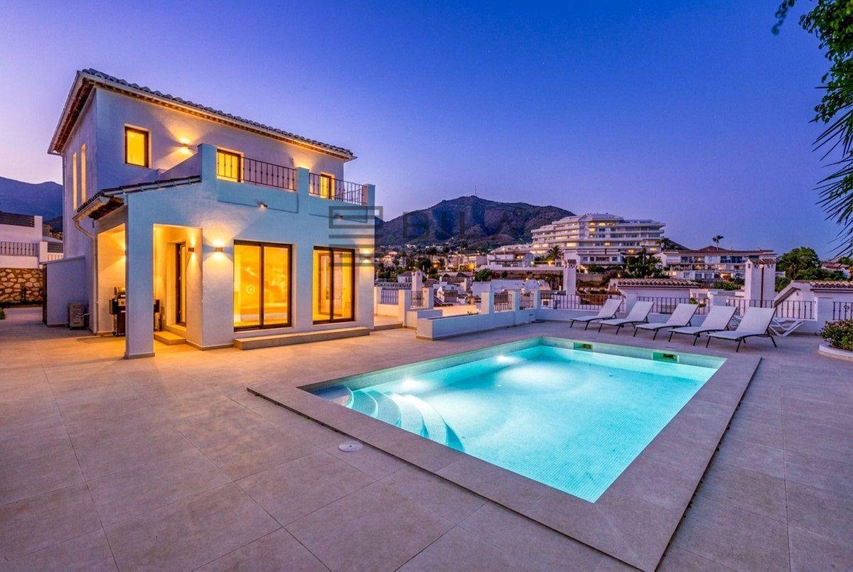 Chalet for Sale in Fuengirola