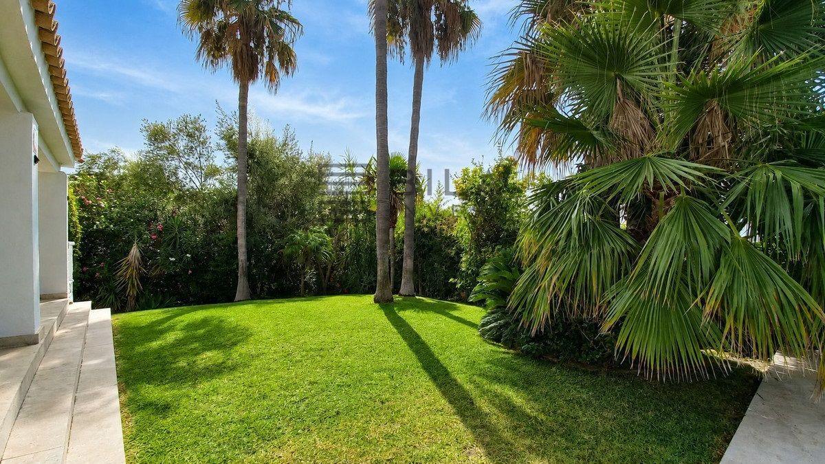 Chalet for Sale in Marbella