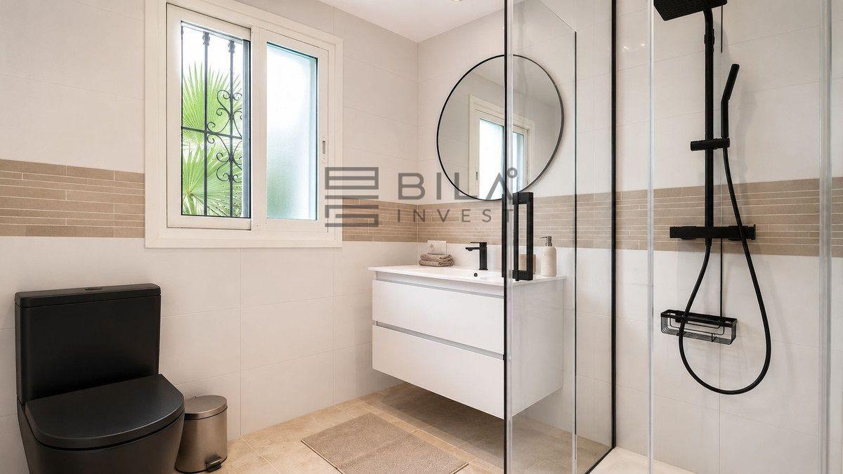 Chalet for Sale in Marbella