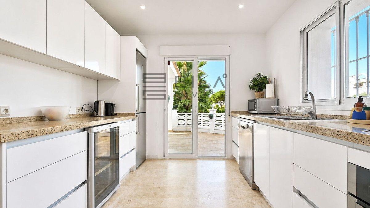 Chalet for Sale in Marbella