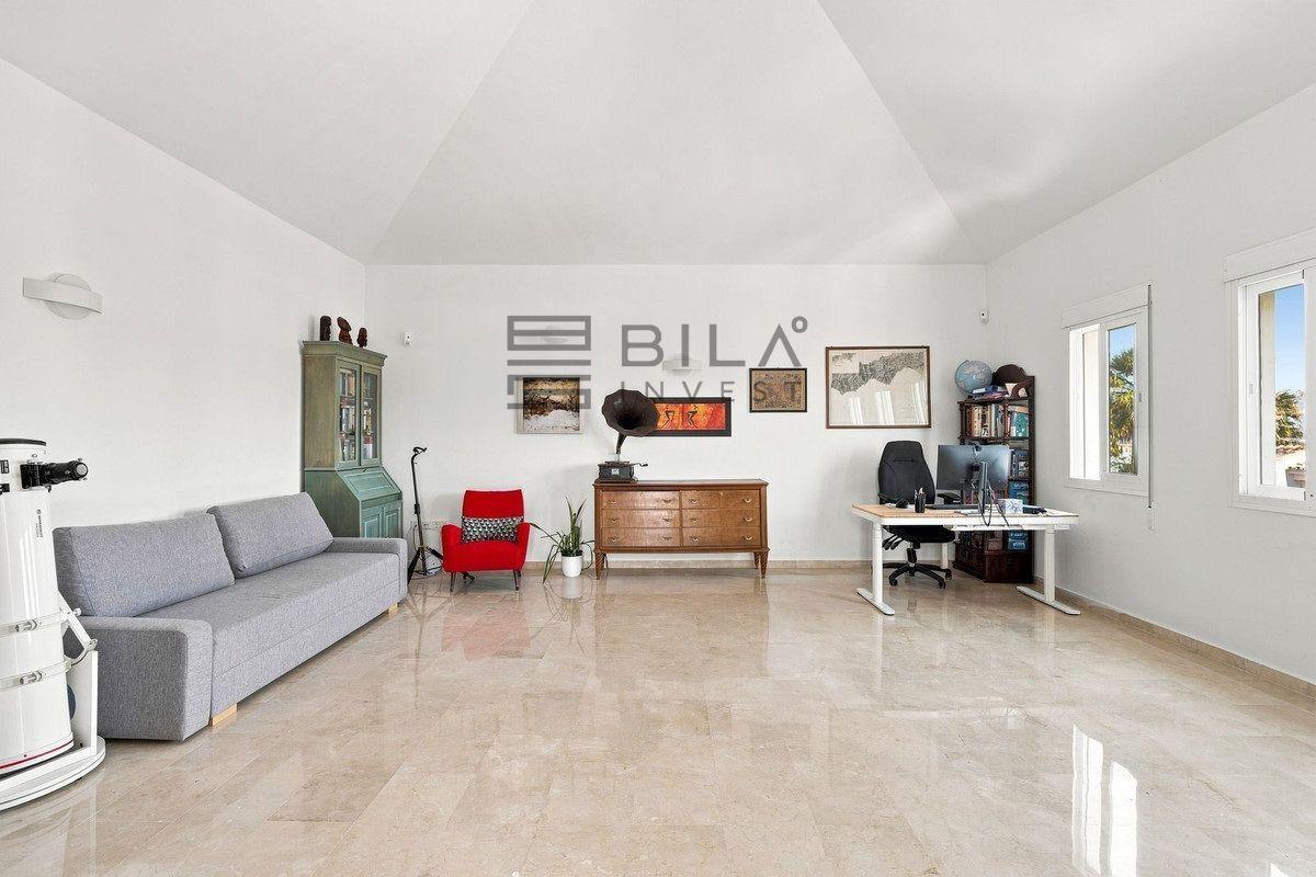 Chalet for Sale in Mijas