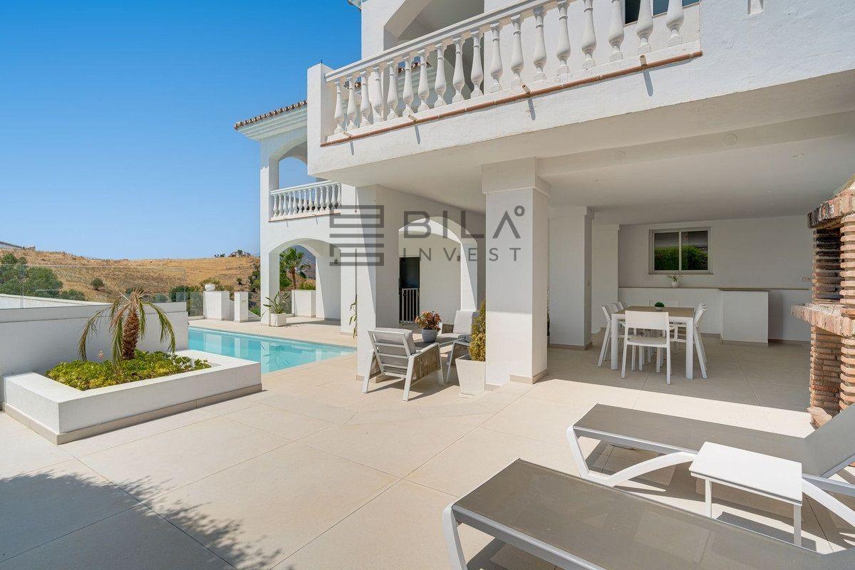 Chalet for Sale in Mijas