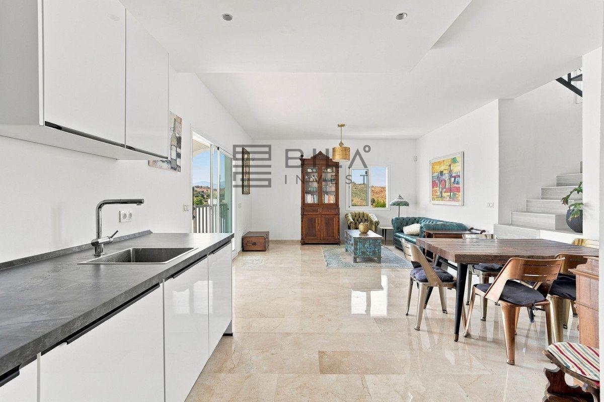 Chalet for Sale in Mijas