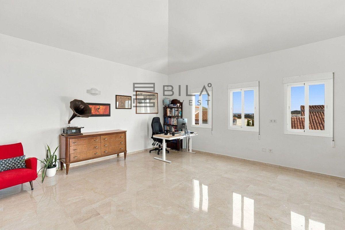 Chalet for Sale in Mijas